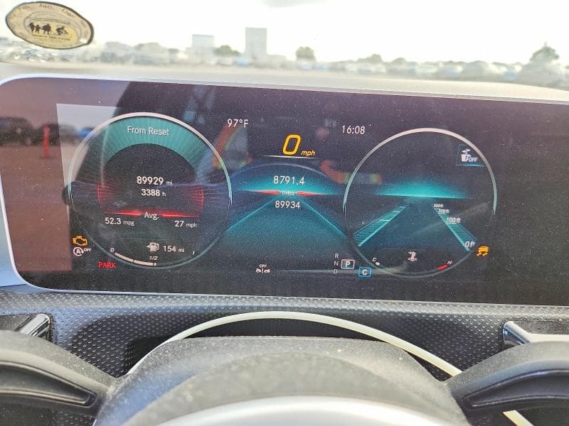 2019 MERCEDES-BENZ A 220 9