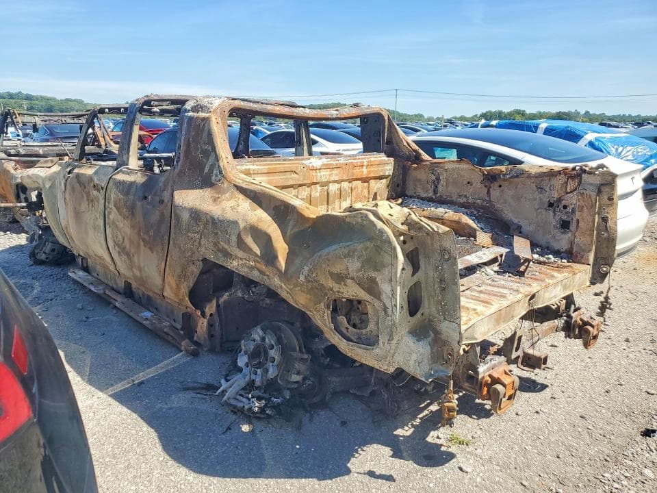 2024 GMC HUMMER PICKUP 3X 2