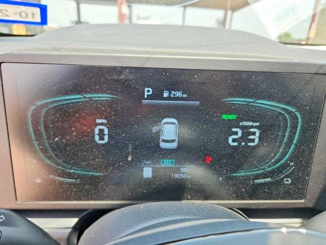 2026 KIA NIRO LX 9