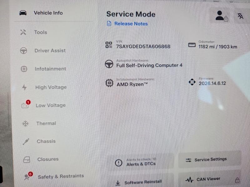 2026 TESLA MODEL Y 9