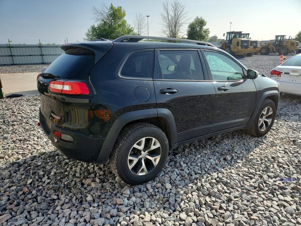2017 JEEP CHEROKEE TRAILHAWK 3