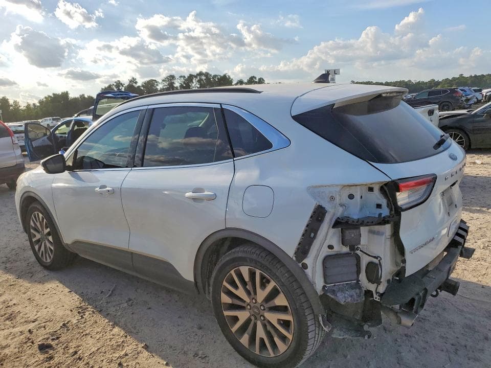 2020 FORD ESCAPE TITANIUM 2
