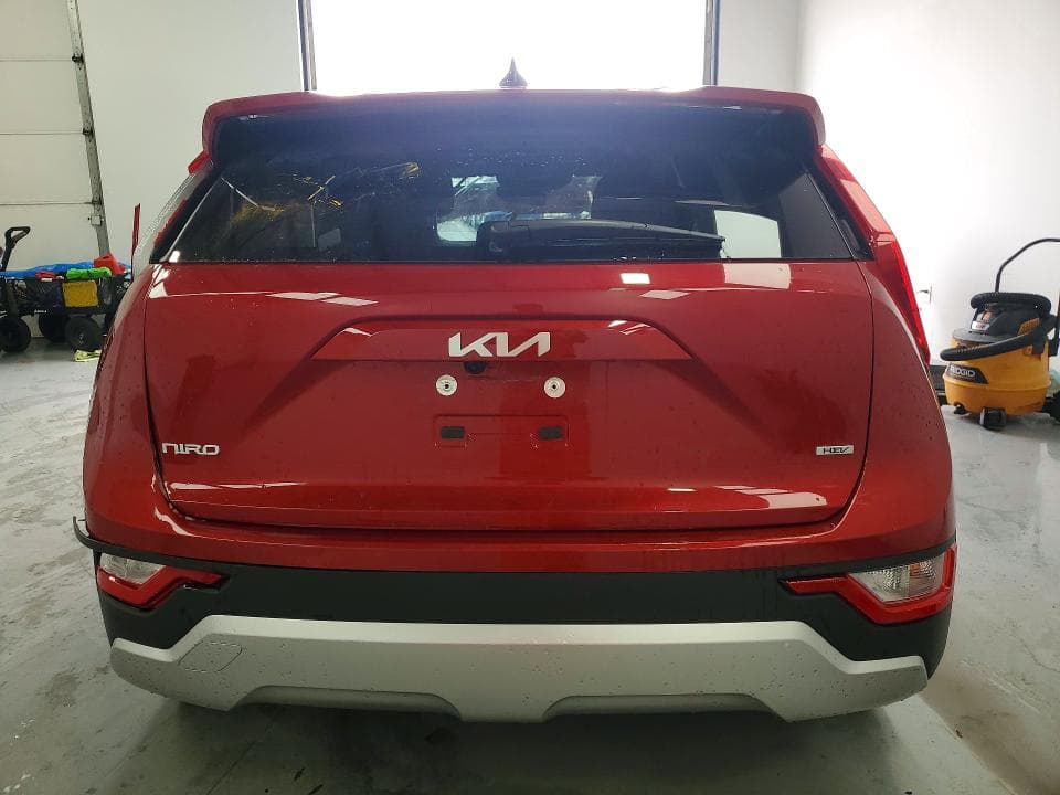 2025 KIA NIRO LX 6
