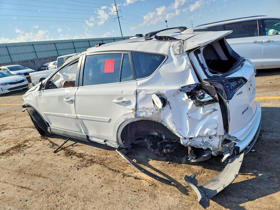2017 TOYOTA RAV4 XLE 2