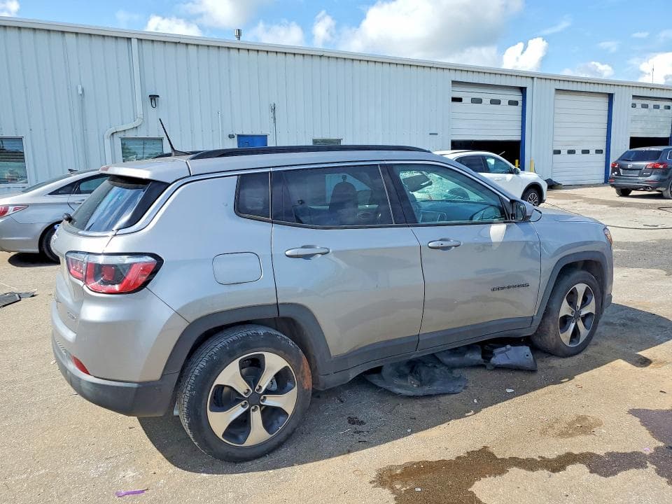 2017 JEEP COMPASS LATITUDE 3