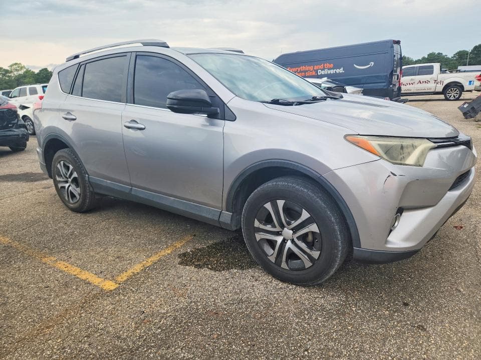 2017 TOYOTA RAV4 LE 4