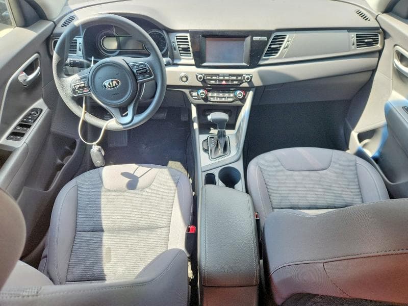 2017 KIA NIRO LX 8