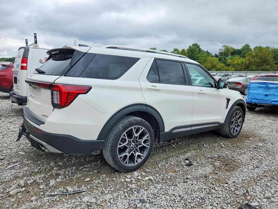 2025 FORD EXPLORER PLATINUM 3