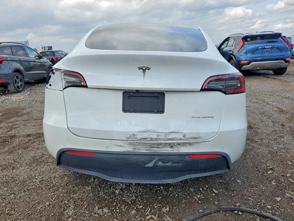2021 TESLA MODEL Y 6