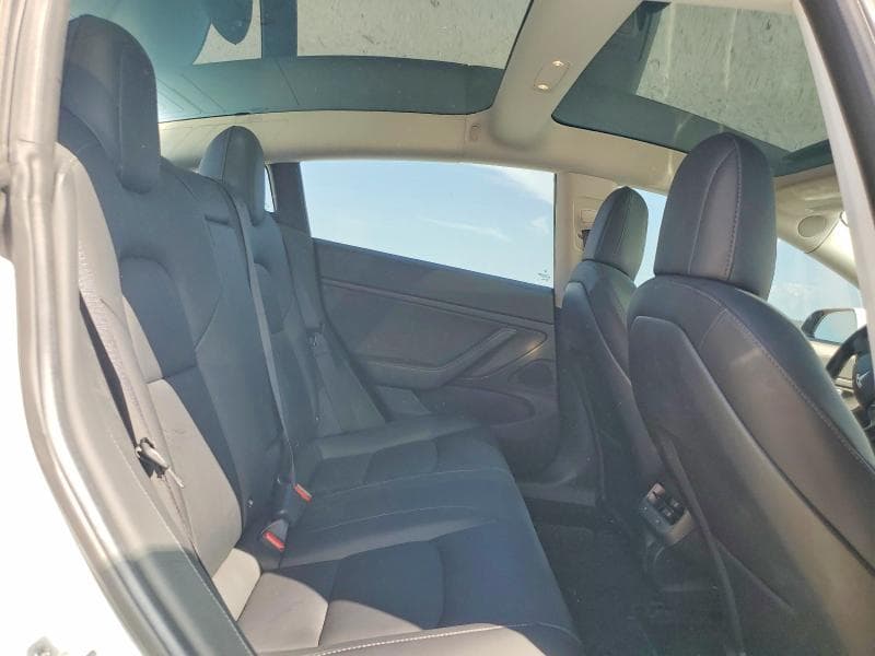 2018 TESLA MODEL 3 10