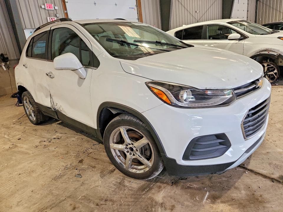 2017 CHEVROLET TRAX 1LT 4