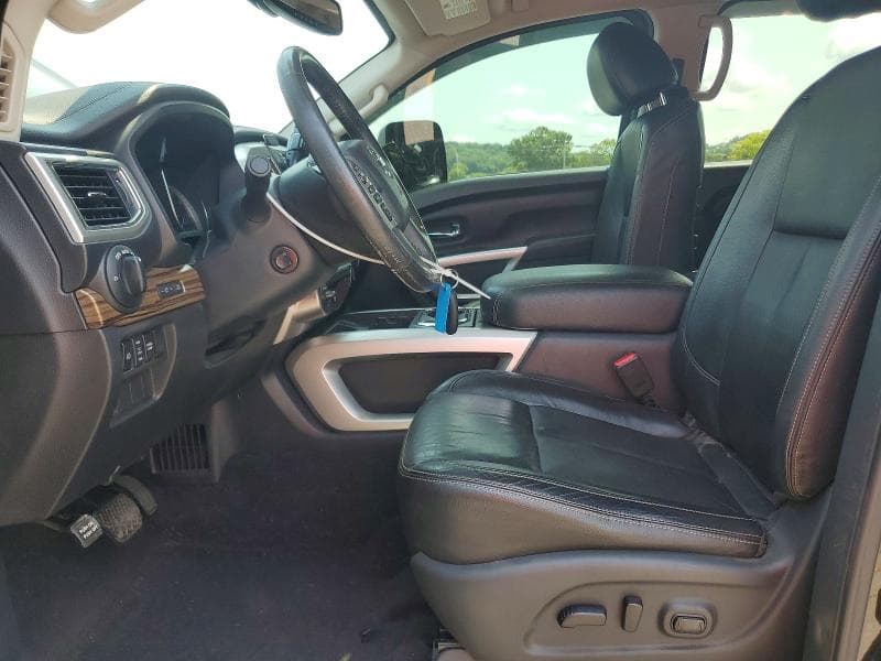 2017 NISSAN TITAN S 7