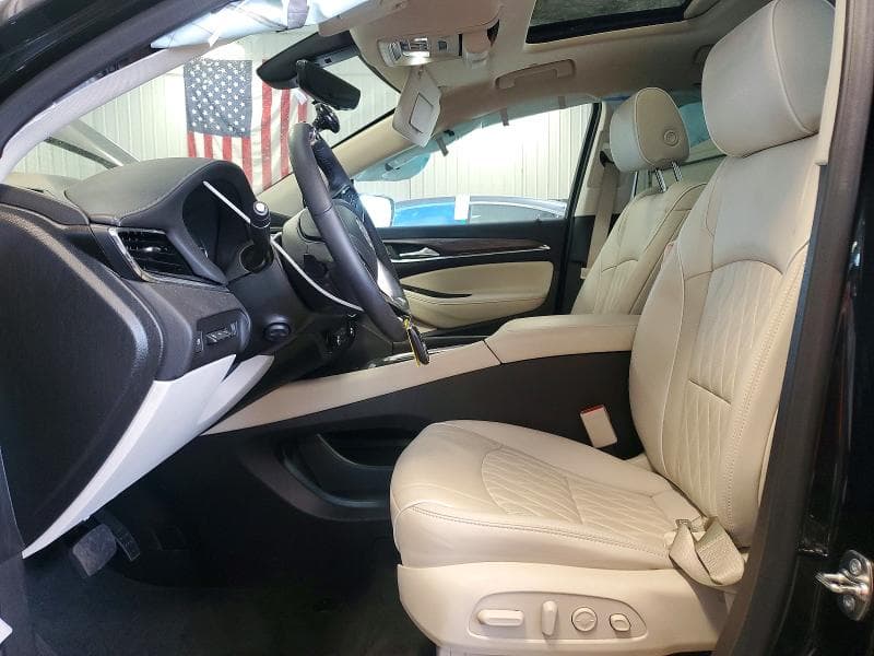 2024 BUICK ENCLAVE AVENIR 7