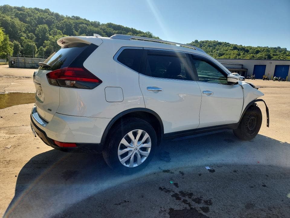 2017 NISSAN ROGUE S 3