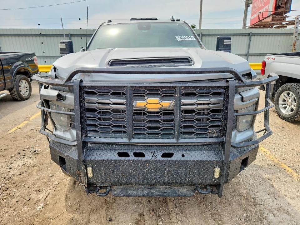 2025 CHEVROLET SILVERADO K2500 CUSTOM 5