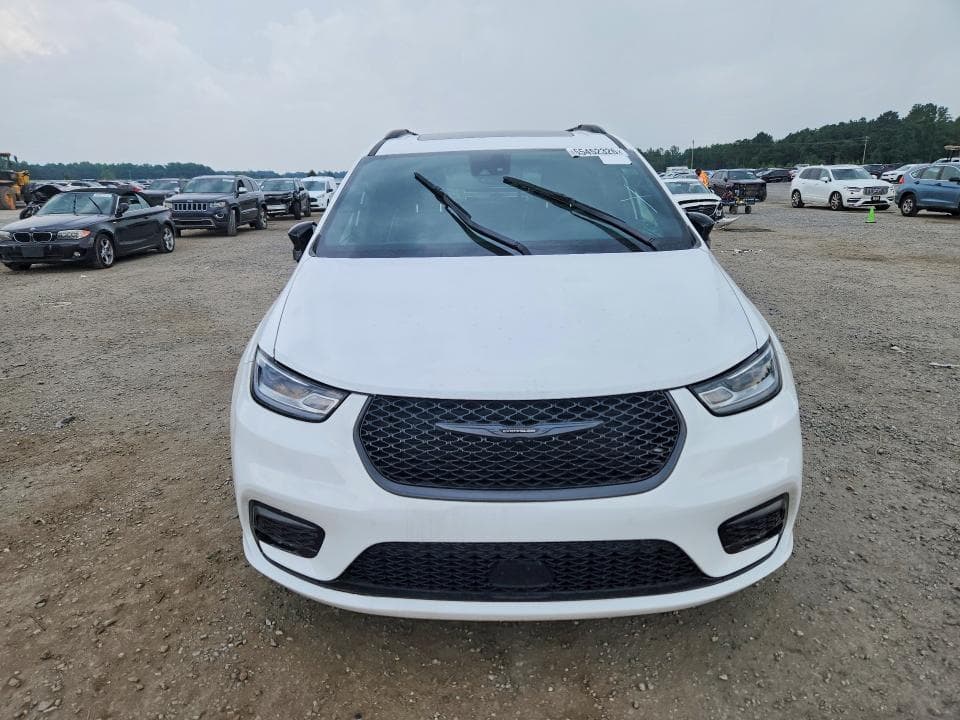 2025 CHRYSLER PACIFICA LIMITED 5