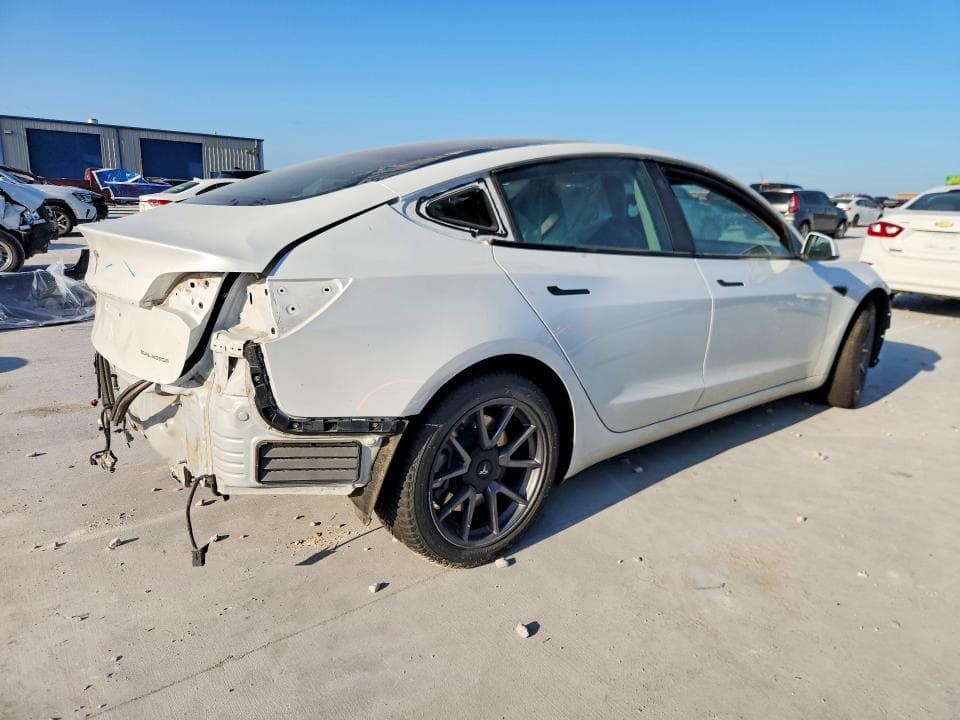 2021 TESLA MODEL 3 3