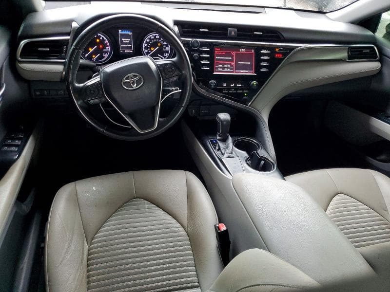 2018 TOYOTA CAMRY SE 8