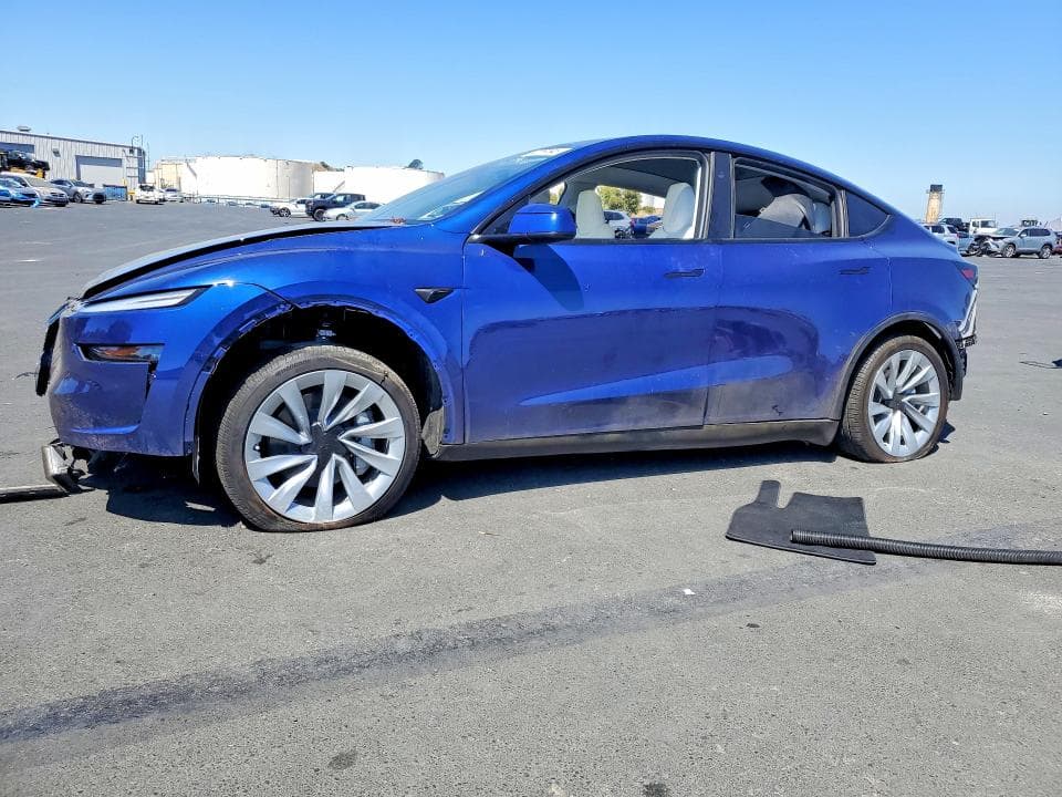 2026 TESLA MODEL Y
