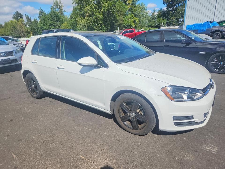 2017 VOLKSWAGEN GOLF S 4