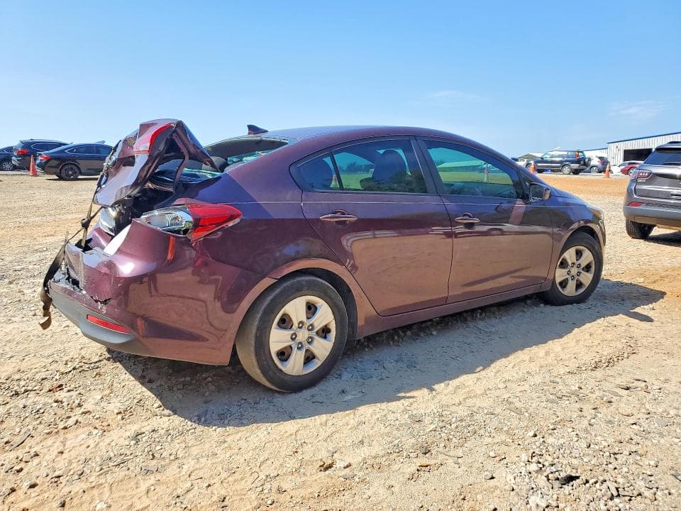 2017 KIA FORTE LX 3