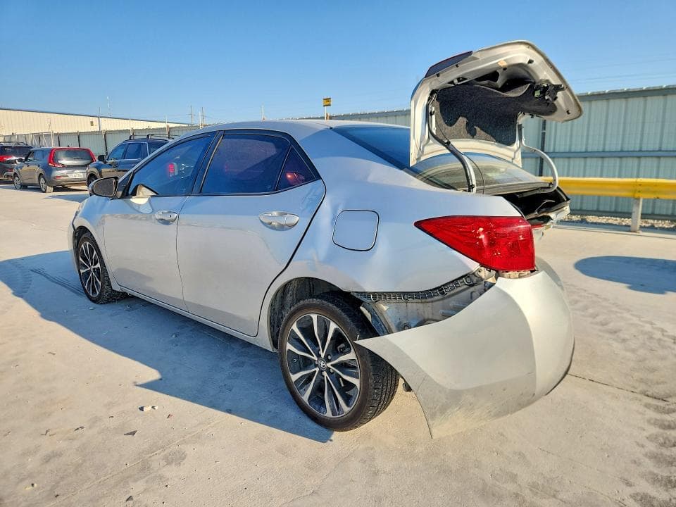 2017 TOYOTA COROLLA SE 2