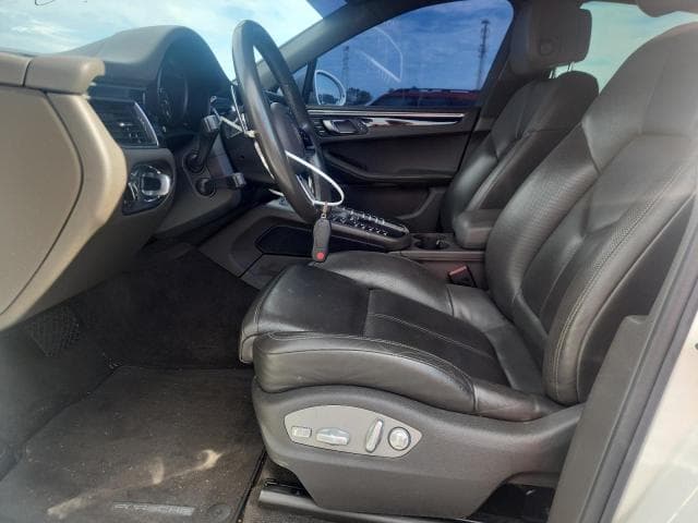 2018 PORSCHE MACAN 7