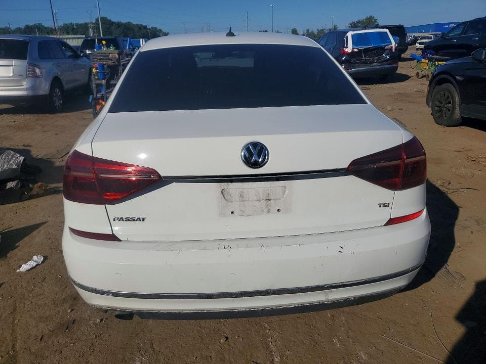 2017 VOLKSWAGEN PASSAT S 6