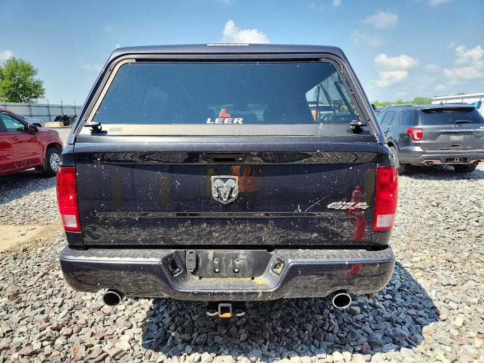 2018 RAM 1500 ST 6