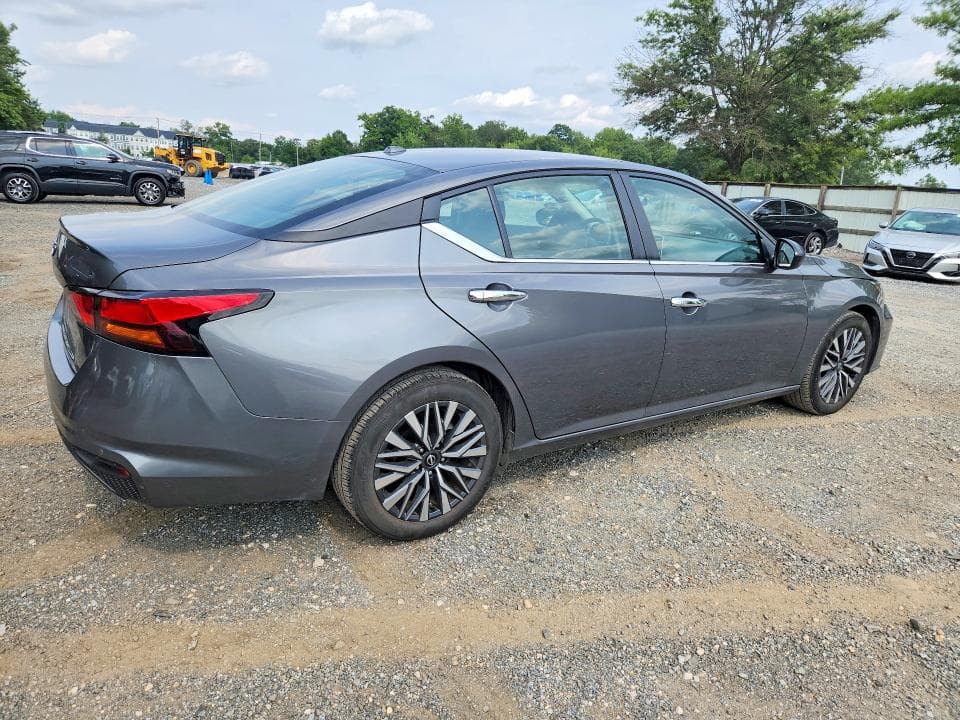 2025 NISSAN ALTIMA SV 3