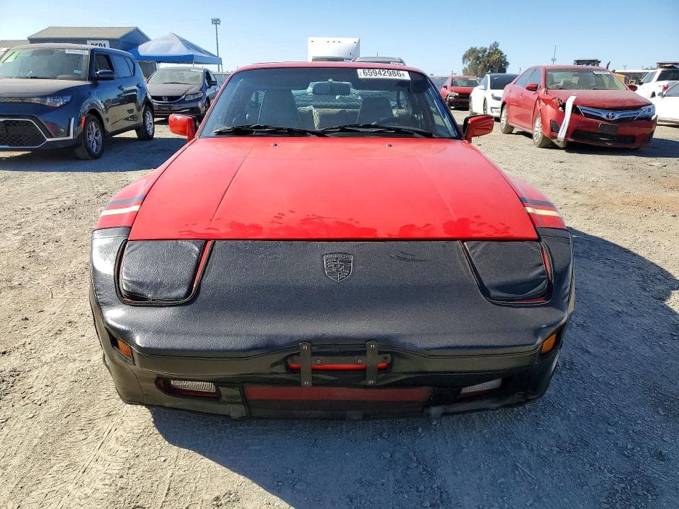 1986 PORSCHE 944 5