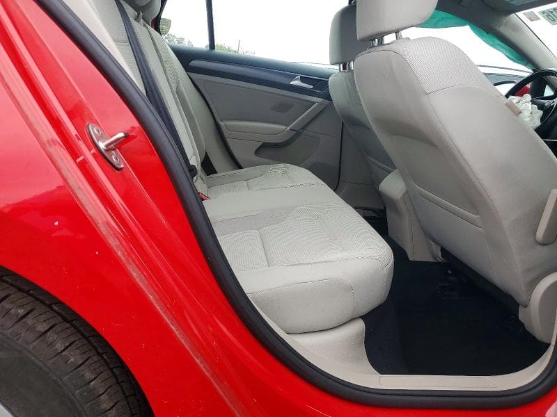 2018 VOLKSWAGEN GOLF S 10