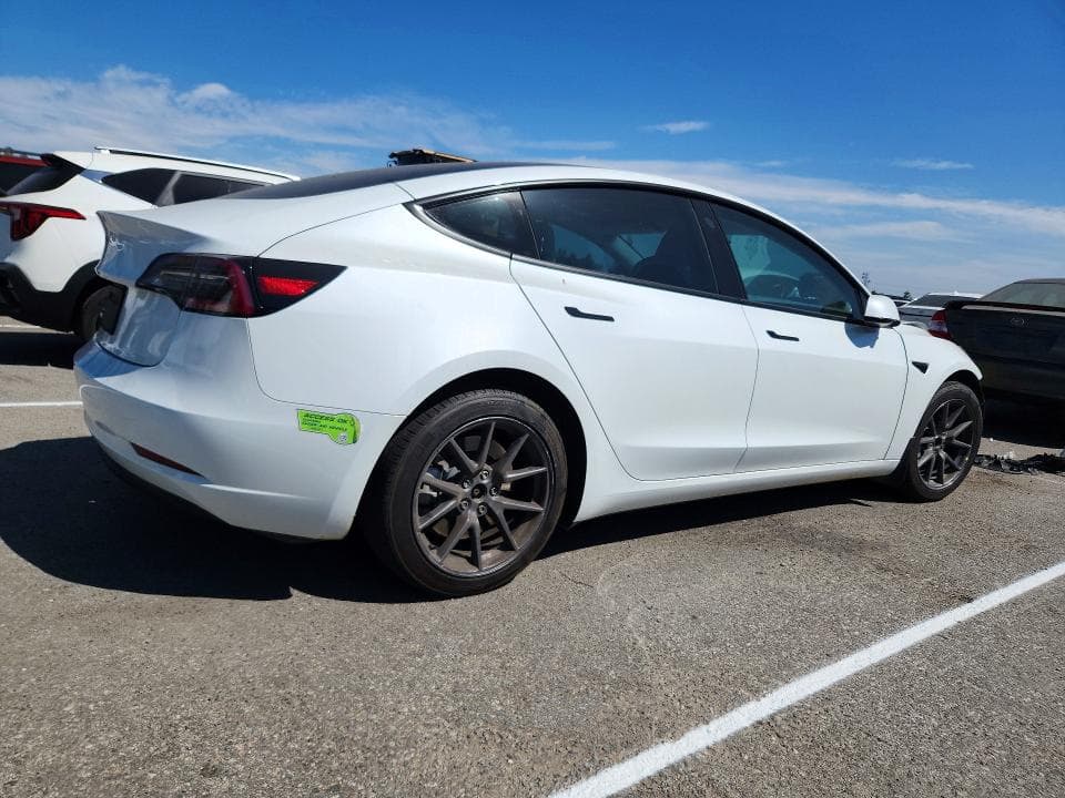 2023 TESLA MODEL 3 3