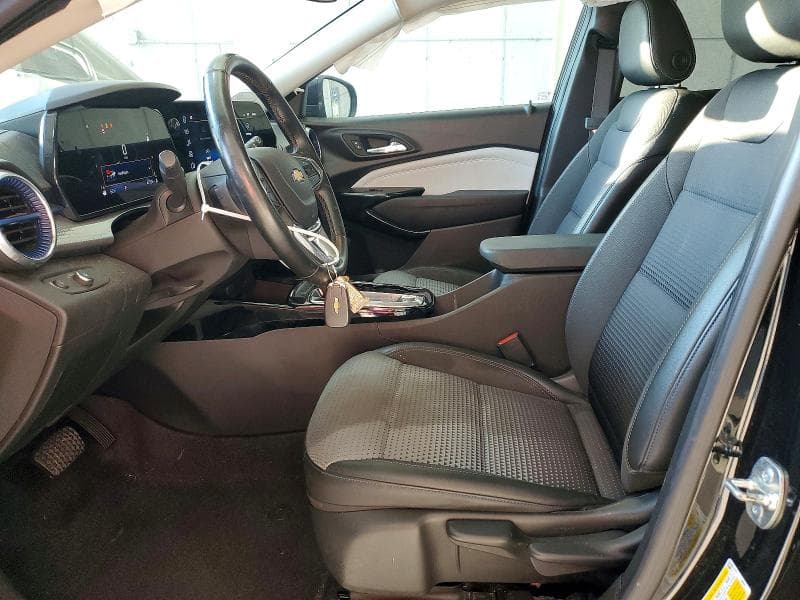 2025 CHEVROLET TRAX 1LT 7