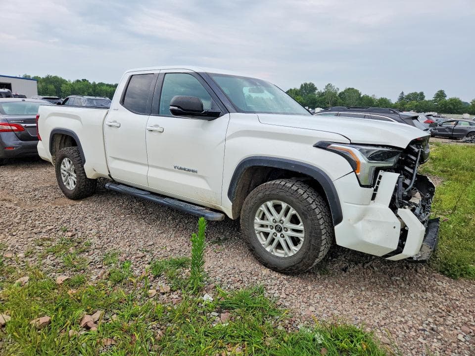 2022 TOYOTA TUNDRA SR5 4