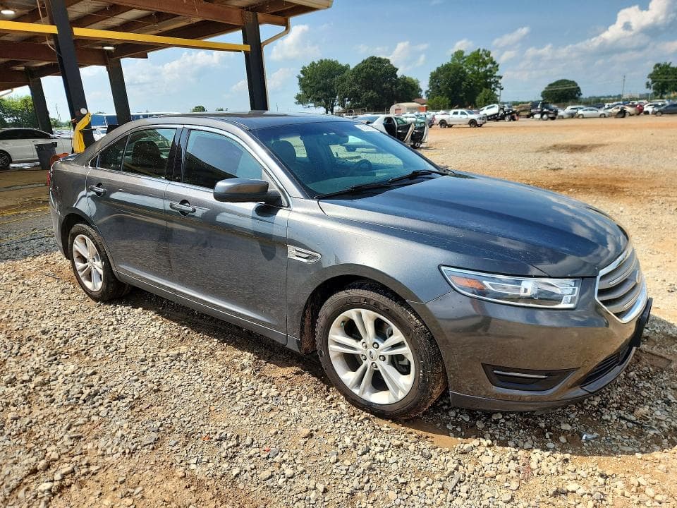 2018 FORD TAURUS SEL 4
