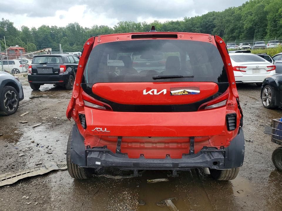 2022 KIA SOUL LX 6