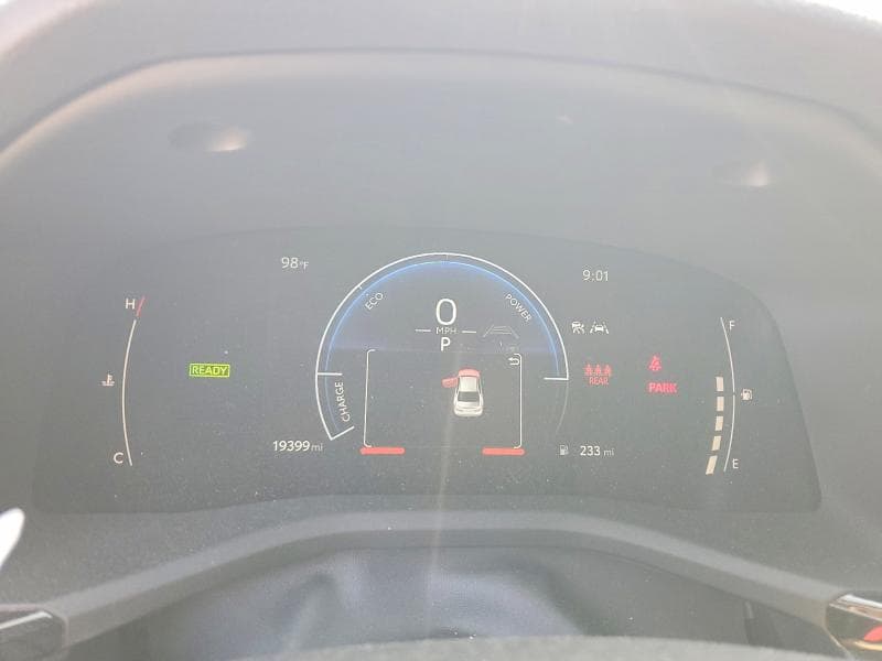 2025 TOYOTA CAMRY SE 9
