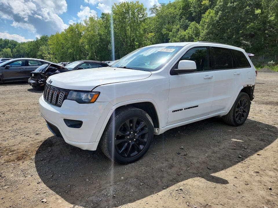 2019 JEEP GRAND CHEROKEE LAREDO - 1