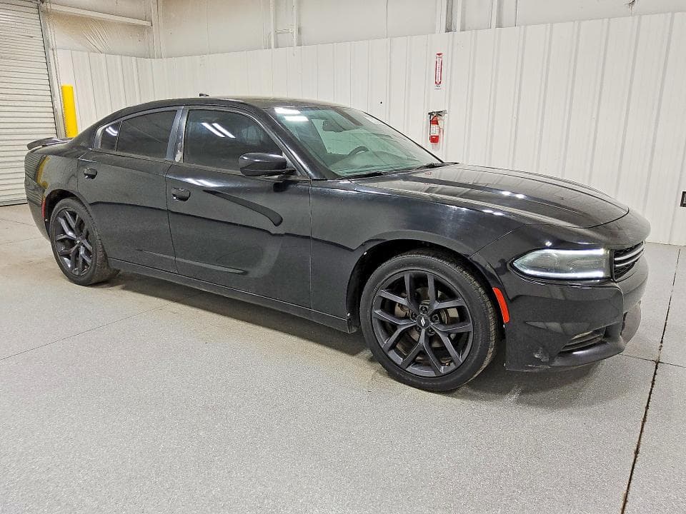 2017 DODGE CHARGER SXT 4