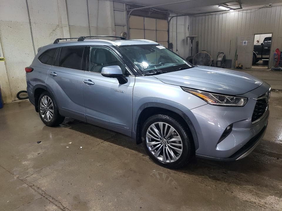 2021 TOYOTA HIGHLANDER HYBRID PLATINUM 4