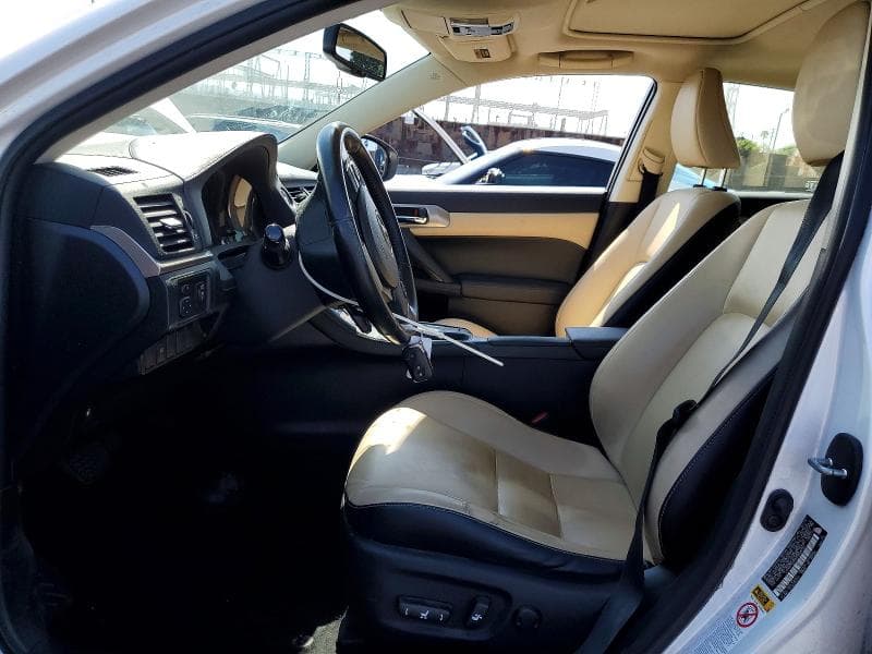 2017 LEXUS CT 200 7