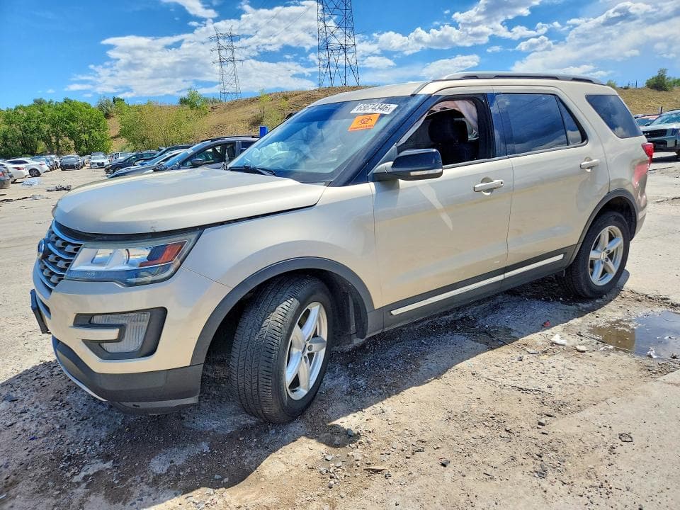 2017 FORD EXPLORER XLT - 1