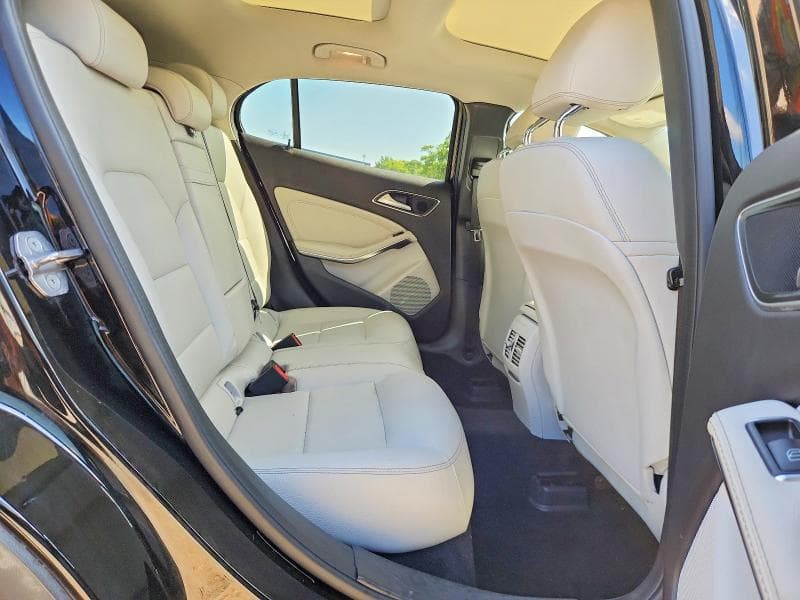 2018 MERCEDES-BENZ GLA 250 4MATIC 10