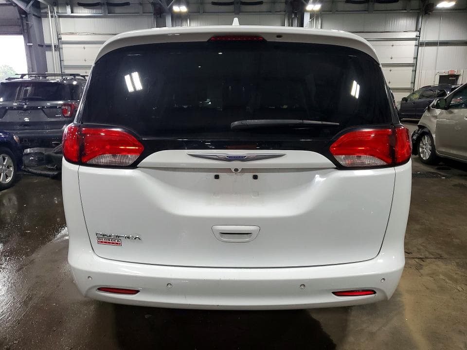 2018 CHRYSLER PACIFICA LX 6
