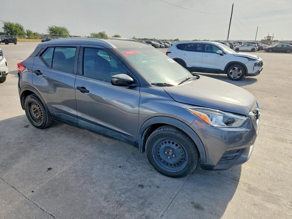 2019 NISSAN KICKS S 4