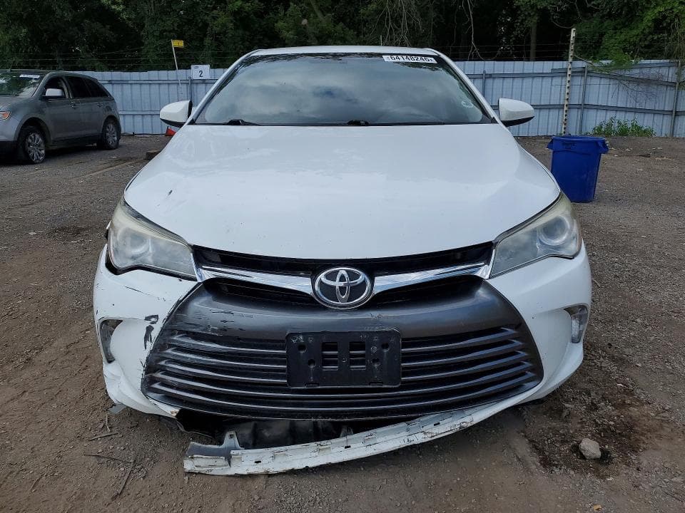 2017 TOYOTA CAMRY LE 5