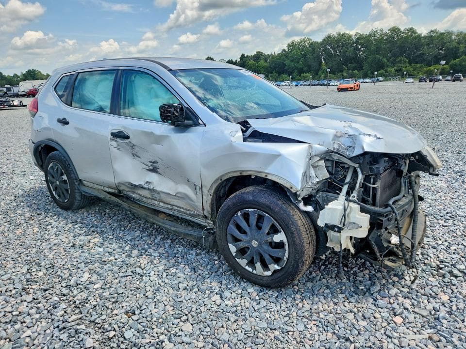 2017 NISSAN ROGUE S 4