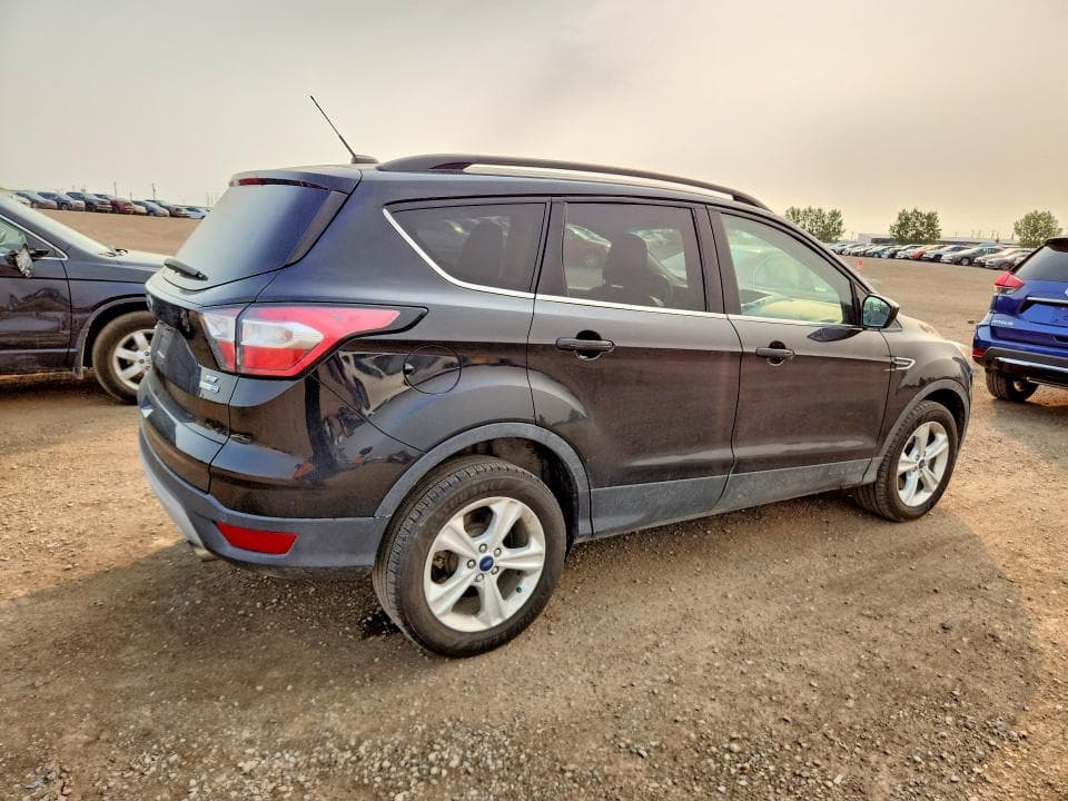 2018 FORD ESCAPE SE 3