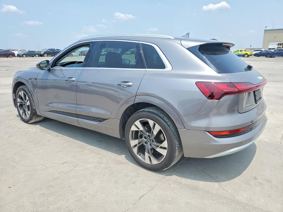 2021 AUDI E-TRON PREMIUM 2